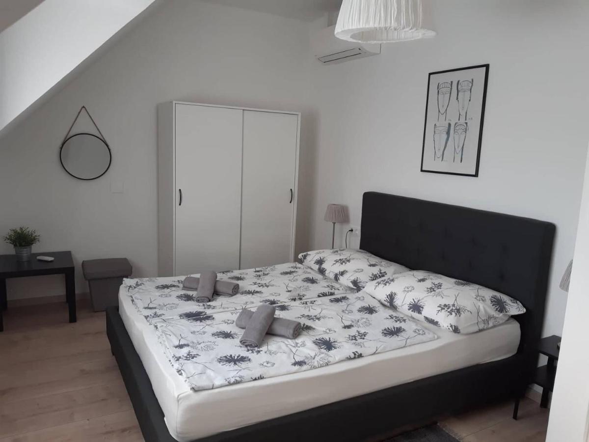 Apartman Soos -- Only For Relaxation, Not For Party! ชิโอฟก ภายนอก รูปภาพ